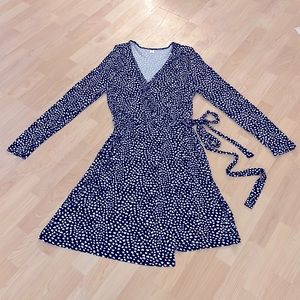 Beautiful size XL Old-Navy wrap-dress.
